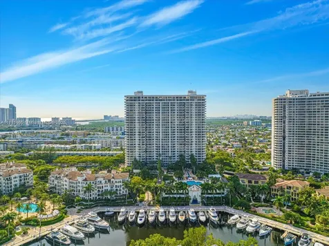 2000 Island Boulevard Aventura FL 33160