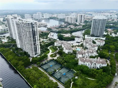 2000 Island Boulevard Aventura FL 33160