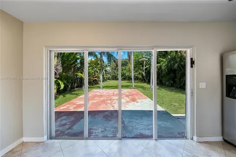 2537 Adams Street Hollywood FL 33020