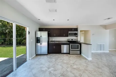 2537 Adams Street Hollywood FL 33020