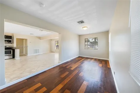 2537 Adams Street Hollywood FL 33020