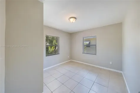 2537 Adams Street Hollywood FL 33020