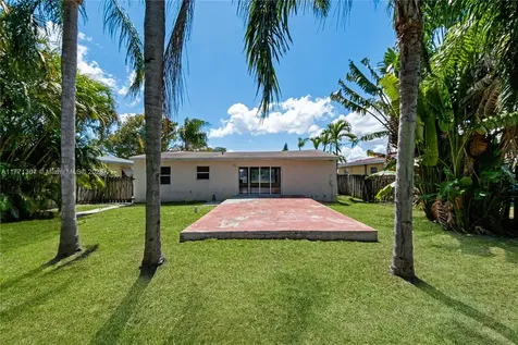 2537 Adams Street Hollywood FL 33020