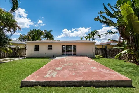 2537 Adams Street Hollywood FL 33020