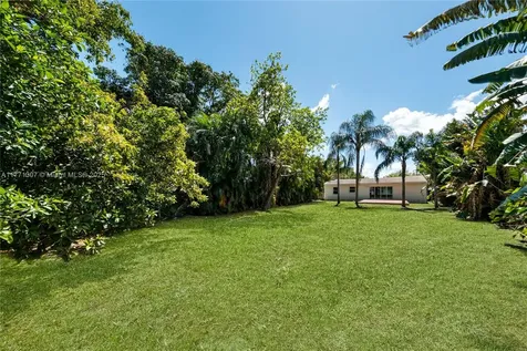 2537 Adams Street Hollywood FL 33020