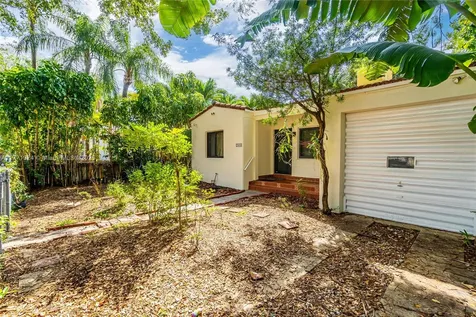 2444 SW 21st Street Miami FL 33145