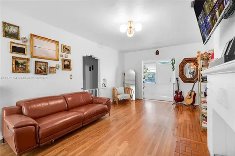 2444 SW 21st Street Miami FL 33145