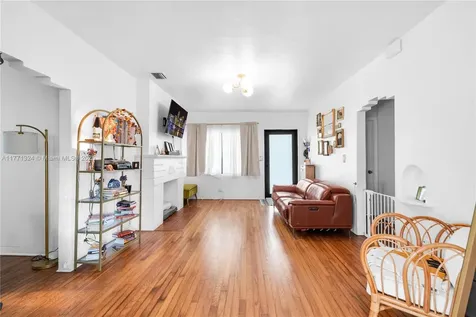 2444 SW 21st Street Miami FL 33145