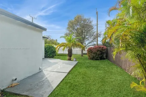 9930 Caribbean Boulevard Cutler Bay FL 33189