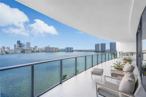 5000 Island Estates Drive Aventura FL 33160