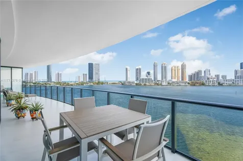 5000 Island Estates Drive Aventura FL 33160
