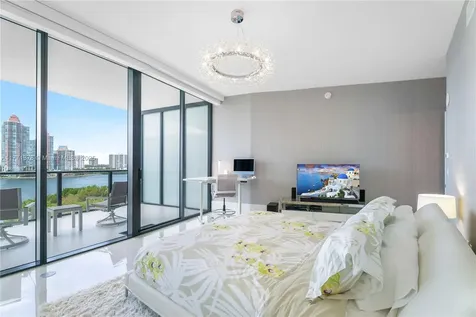 5000 Island Estates Drive Aventura FL 33160