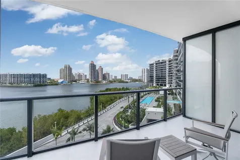 5000 Island Estates Drive Aventura FL 33160