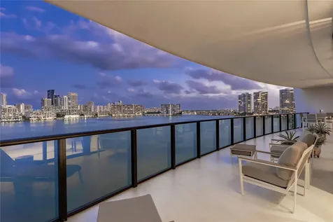 5000 Island Estates Drive Aventura FL 33160