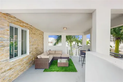 3445 NW 84th Court Doral FL 33122