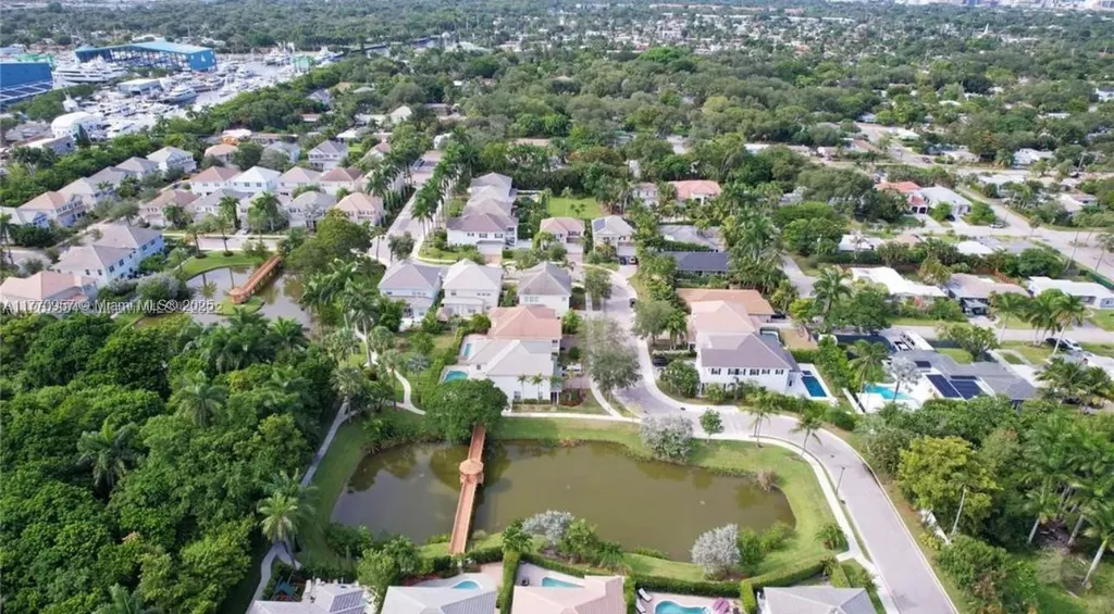 1307 SW 23rd Court Fort Lauderdale FL 33315