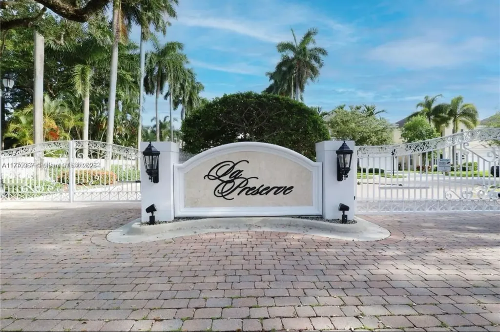 1307 SW 23rd Court Fort Lauderdale FL 33315