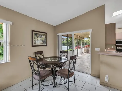 2750 NW 119th Avenue Plantation FL 33323