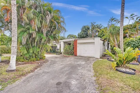 1930 NW 132nd Street Miami FL 33167
