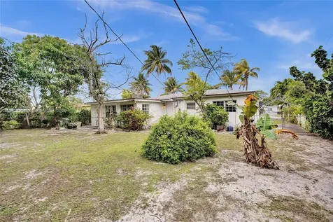 1930 NW 132nd Street Miami FL 33167
