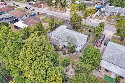 1930 NW 132nd Street Miami FL 33167