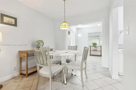4499 NW 18th Avenue Oakland Park FL 33309