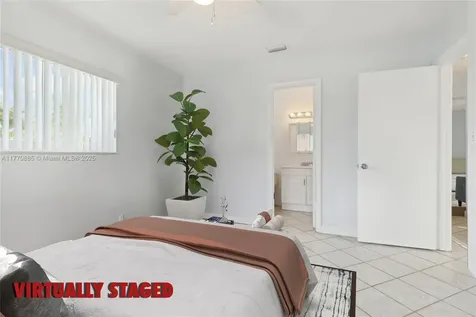 4499 NW 18th Avenue Oakland Park FL 33309
