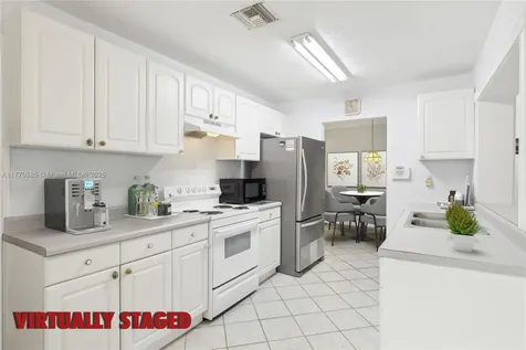4499 NW 18th Avenue Oakland Park FL 33309