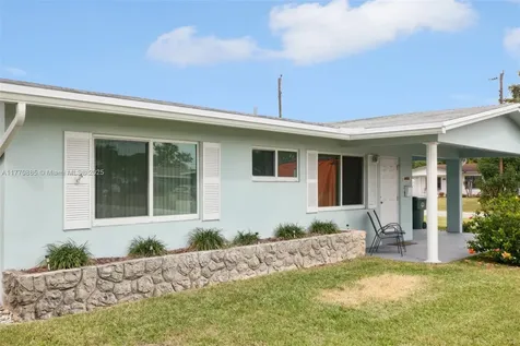 4499 NW 18th Avenue Oakland Park FL 33309
