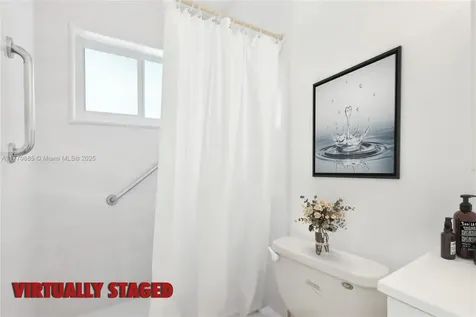 4499 NW 18th Avenue Oakland Park FL 33309