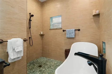 120 Coco Plum Road S Key Largo FL 33037