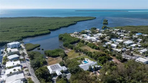 120 Coco Plum Road S Key Largo FL 33037