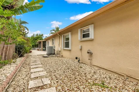 2930 NW 99th Court Doral FL 33172