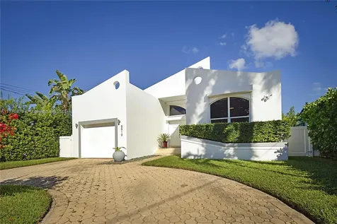 8919 Byron Avenue Surfside FL 33154