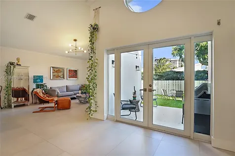 8919 Byron Avenue Surfside FL 33154