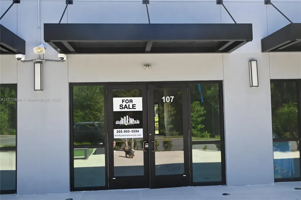 3370 Rouse Road Orlando FL 32819