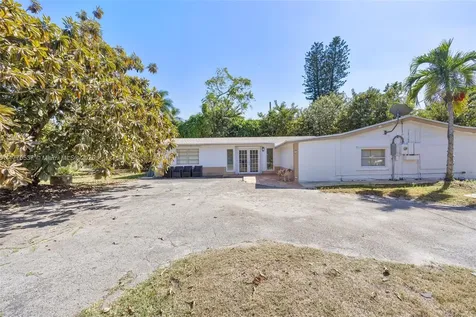 25600 SW 197th Avenue Homestead FL 33031
