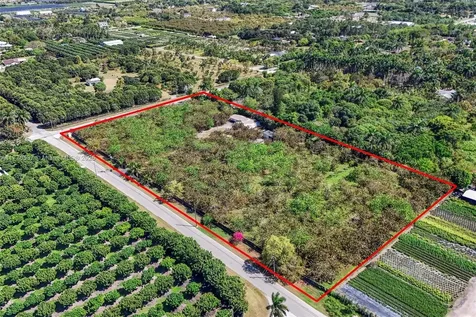 25600 SW 197th Avenue Homestead FL 33031