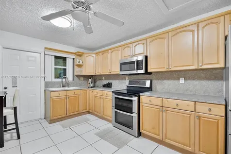 25600 SW 197th Avenue Homestead FL 33031
