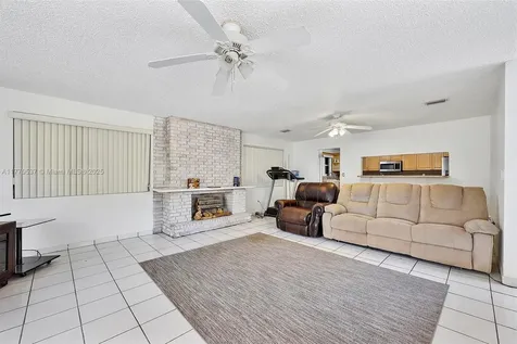 25600 SW 197th Avenue Homestead FL 33031