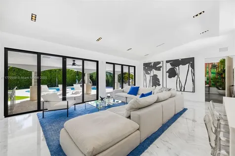 7805 Noremac Avenue Miami Beach FL 33141