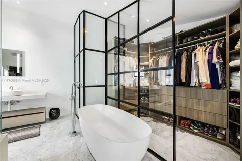 7805 Noremac Avenue Miami Beach FL 33141