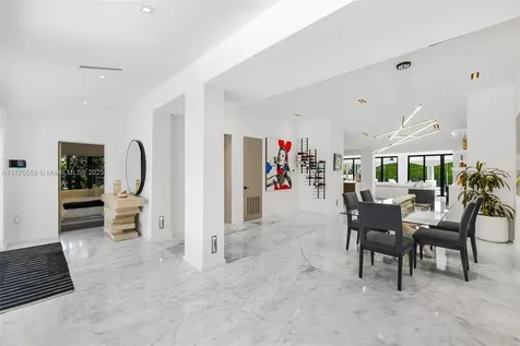 7805 Noremac Avenue Miami Beach FL 33141