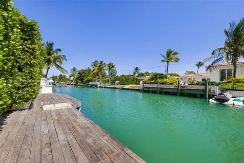7805 Noremac Avenue Miami Beach FL 33141