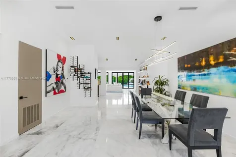 7805 Noremac Avenue Miami Beach FL 33141