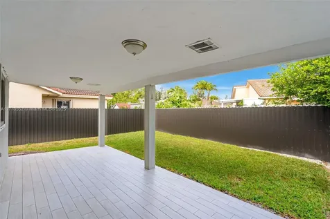 1133 NW 133rd Court Miami FL 33182