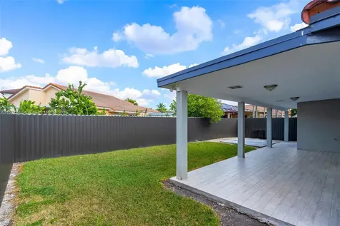 1133 NW 133rd Court Miami FL 33182