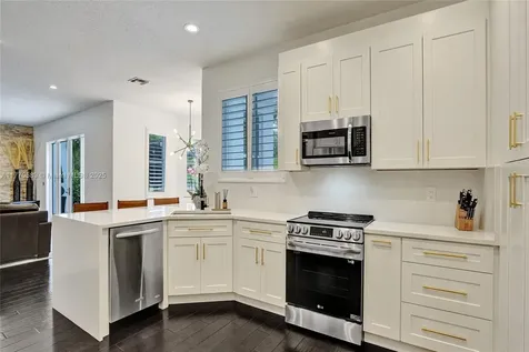 9441 Southern Orchard Road N Davie FL 33328