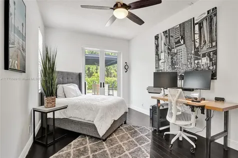 9441 Southern Orchard Road N Davie FL 33328