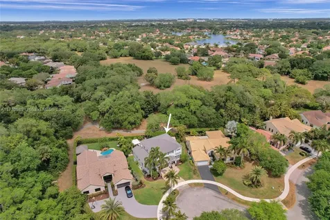 9441 Southern Orchard Road N Davie FL 33328